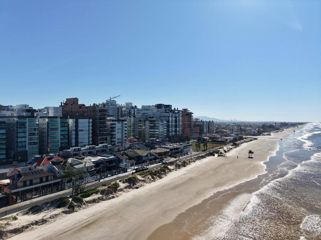 Casa 3 dormitórios para venda em Capão da Canoa | Ref.: 16017